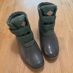 Sperry 8 Saltwater Jetty Olive Green Quilted Fleece Lined Duck Boots STS82226